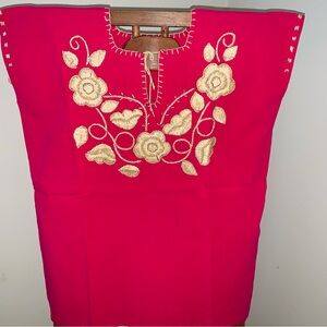 Hand-embroidered artisan blouse made in Mexico small size